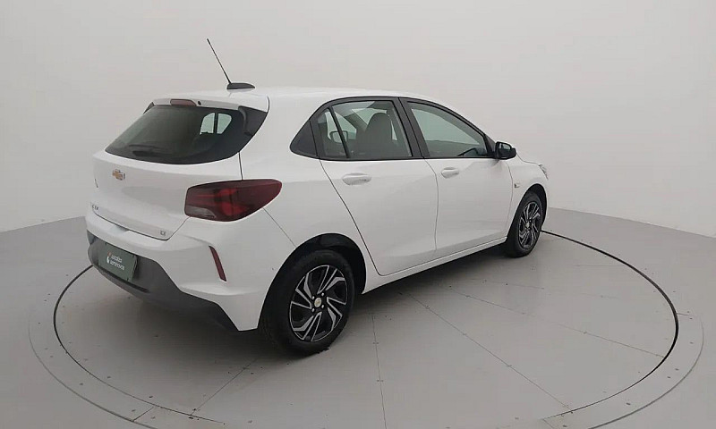 Chevrolet Onix Hatch...