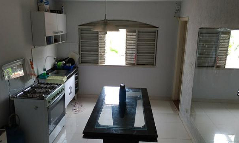 Aluga-Se Quarto Seto...