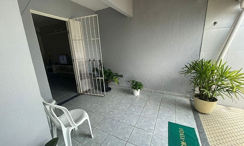 Casa Com 2 Quartos, ...