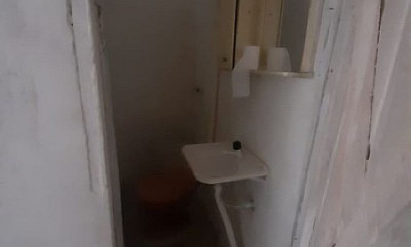 Alugo Para Moradia O...