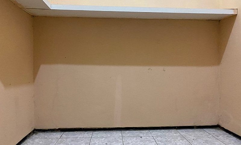 Quarto No Benfica...
