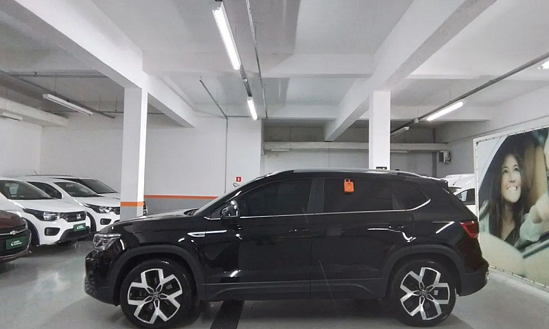 Volkswagen Taos High...