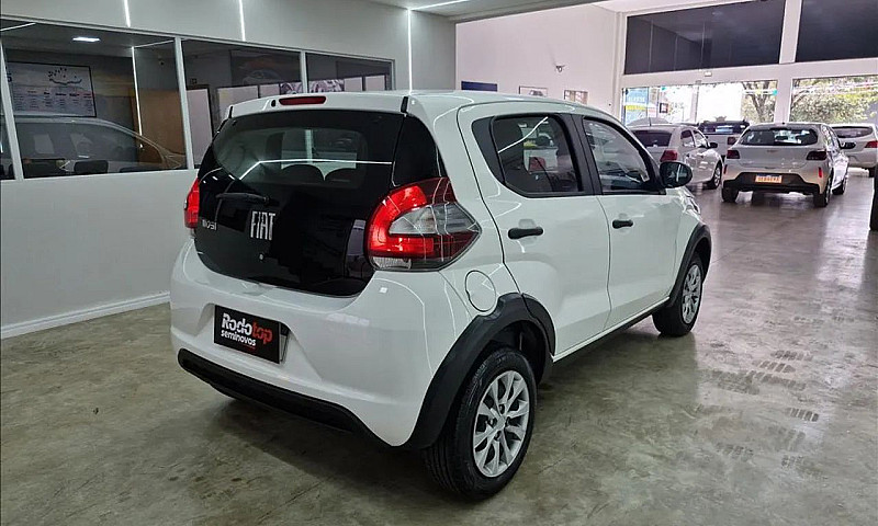 Fiat Mobi 2023...