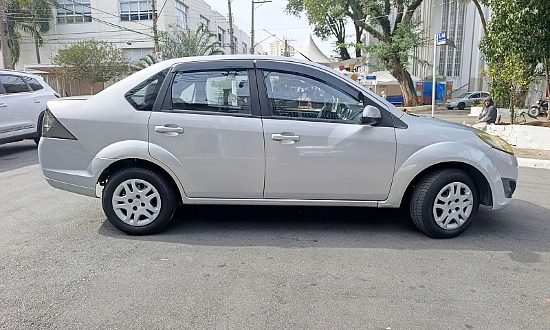 Ford Fiesta 1.6 Comp...