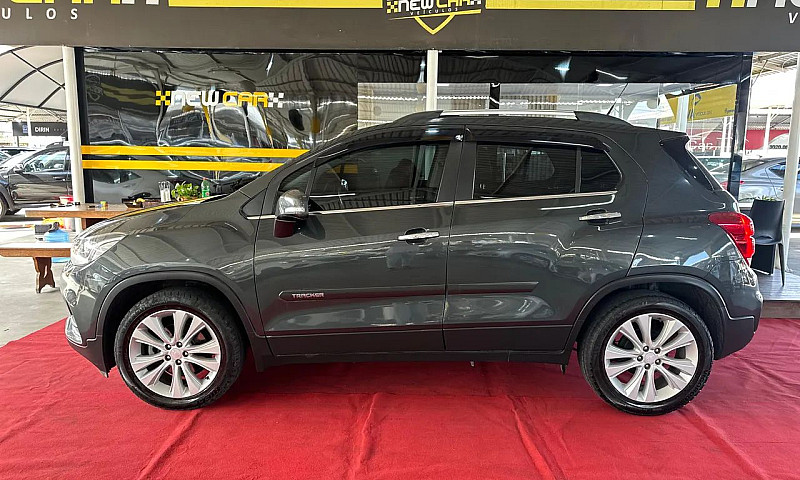 Chevrolet Tracker Pr...