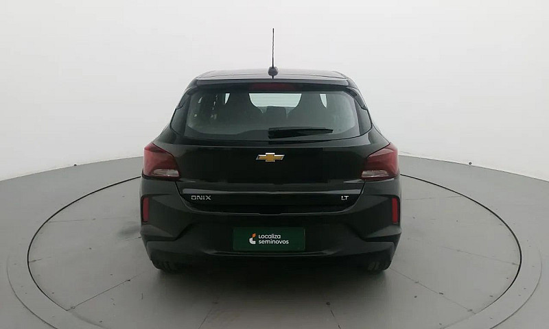 Chevrolet Onix Hatch...
