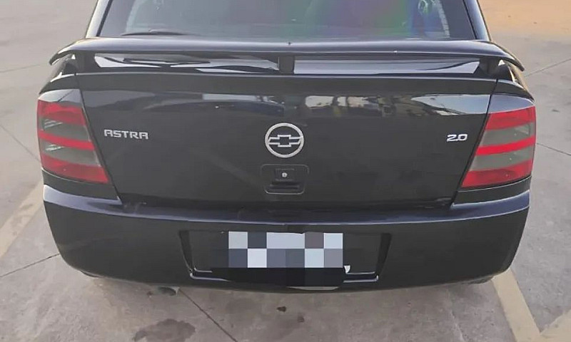Chevrolet Astra Adva...
