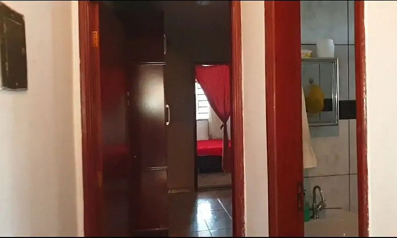 Alugo Casa Em Anápol...