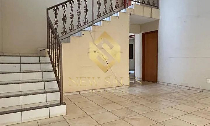Casa Com 3 Quartos A...