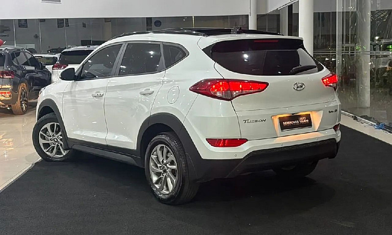 Hyundai Tucson Gls 1...