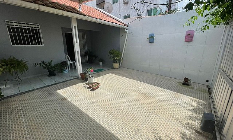 Casa Com 2 Quartos, ...