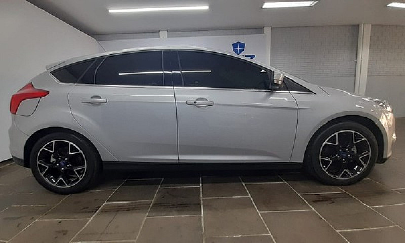 Ford Focus Titanium ...