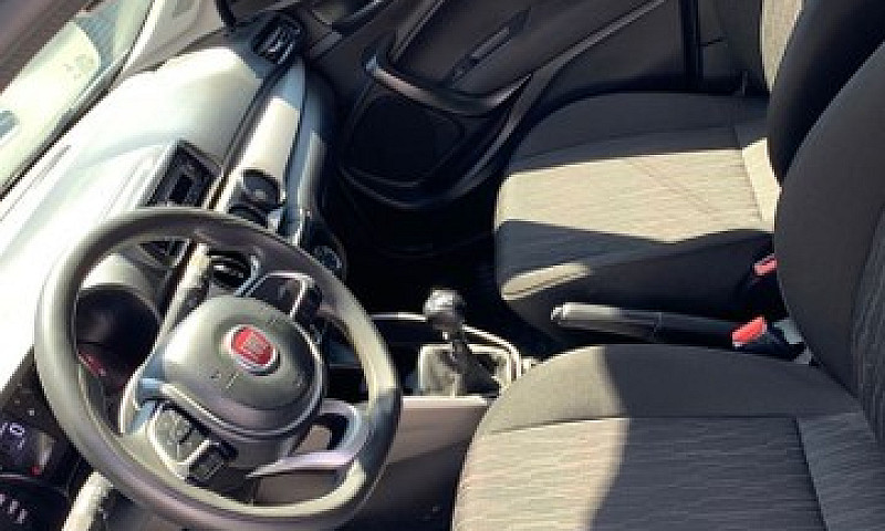 Fiat Argo  Drive 202...