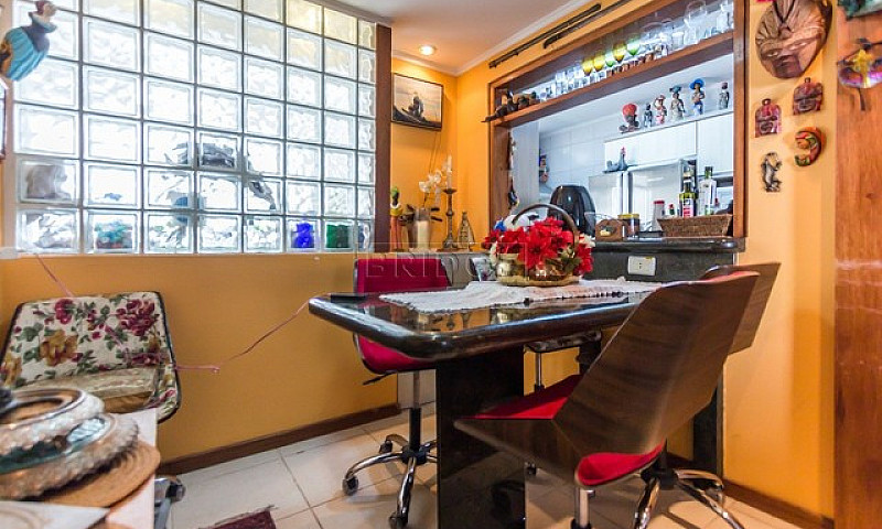 Apartamento  Com 102...