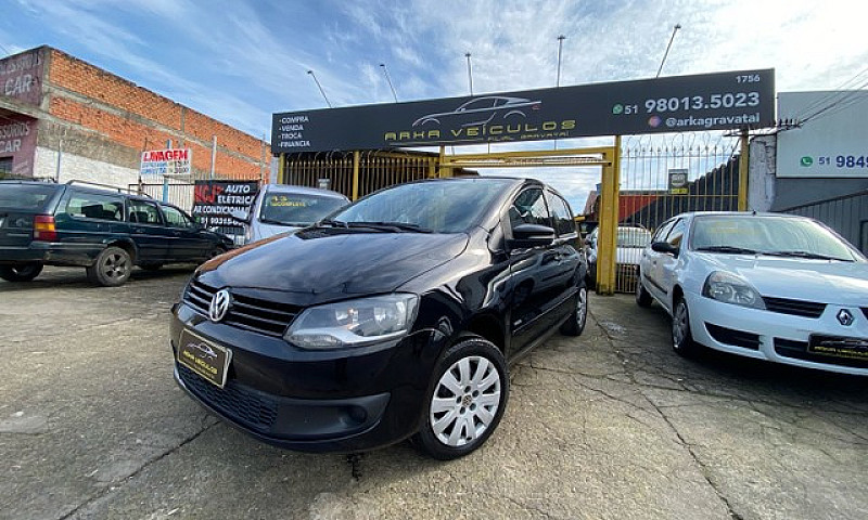 Vw Fox Itrend 2013 C...