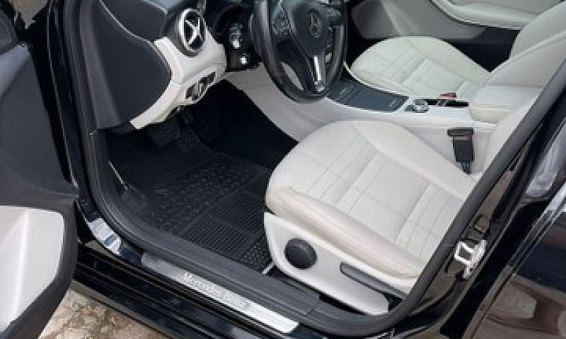 Mercedez A200...