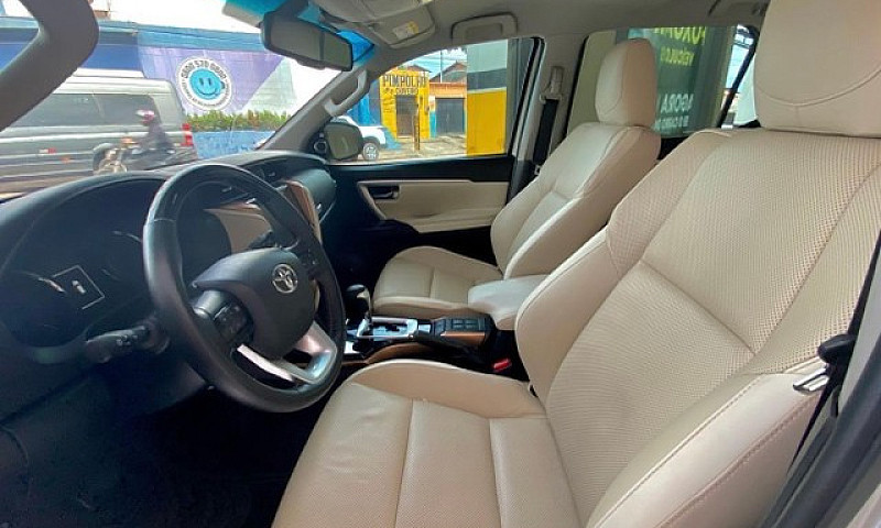 Hilux Sw4 Diamond 20...