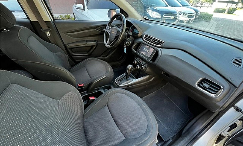 Chevrolet Onix 2015 ...