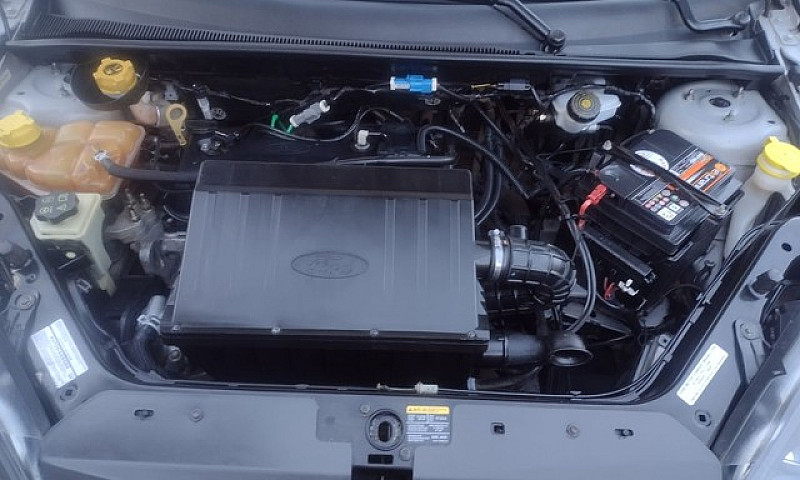 Ford Fiesta 12/12...