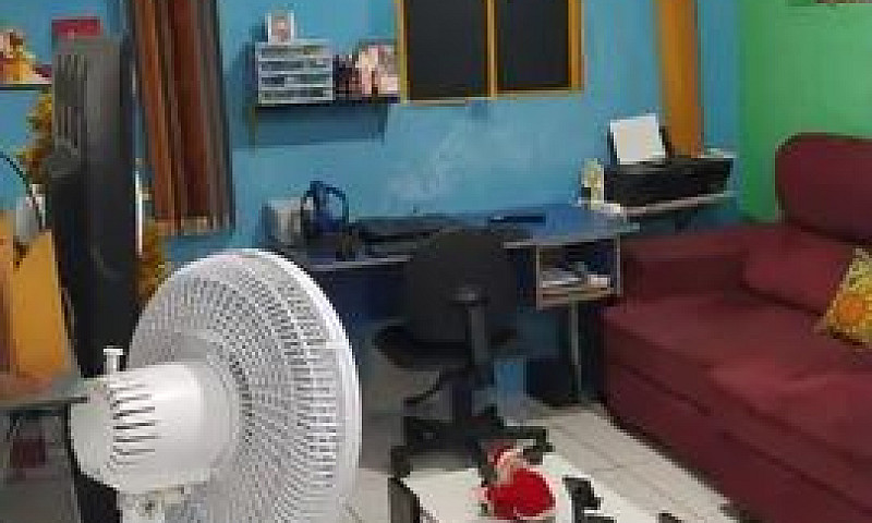 Vende Se Uma Casa  N...