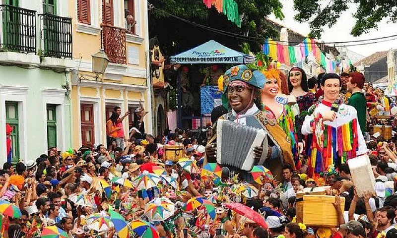 Aluga Uma Casa Pra C...