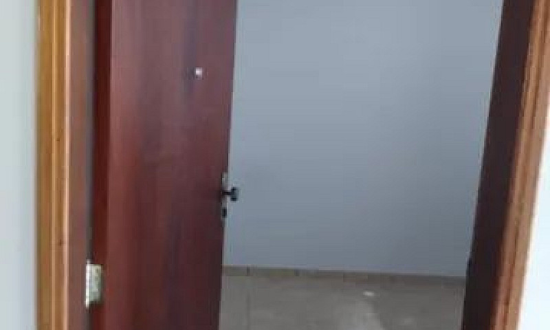 Alugo Casa Na Qno 3...