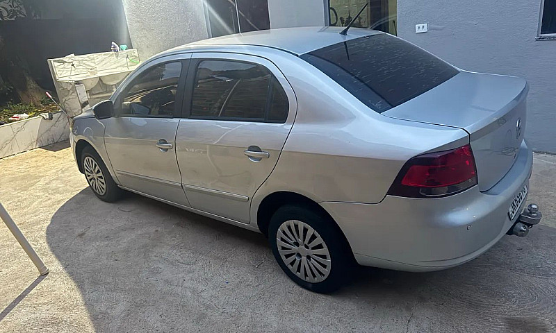 Volkswagen Voyage 1....