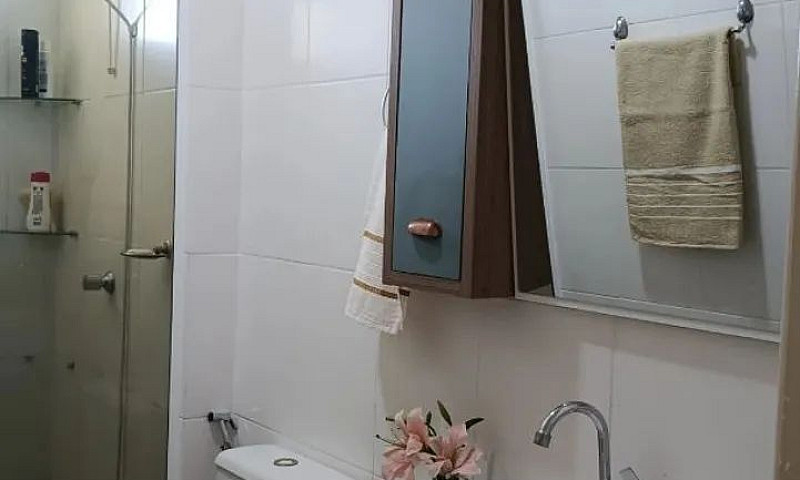 Quarto Para Mulheres...