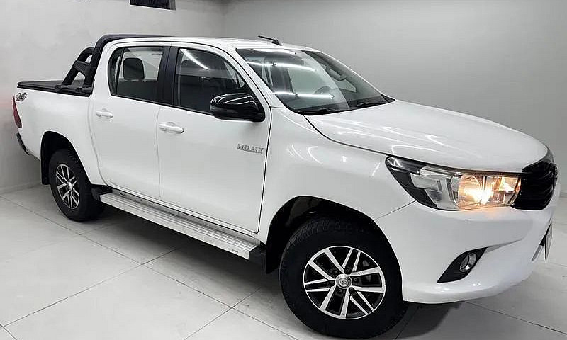 Toyota Hilux Cd 4X4 ...
