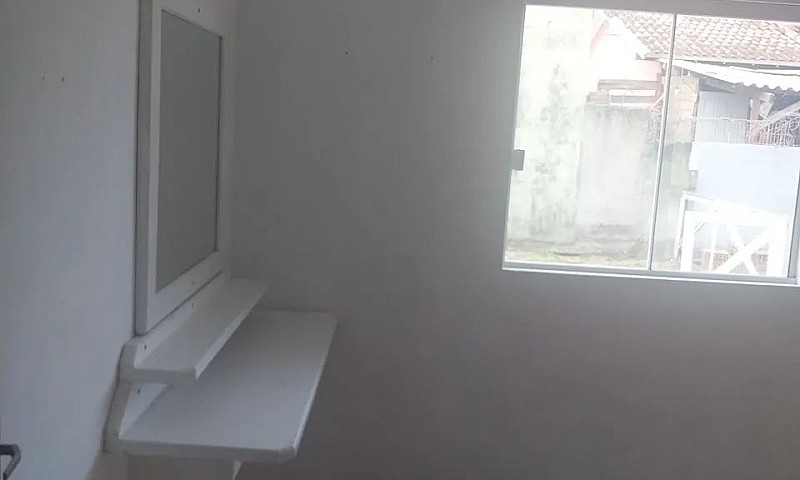 Casa No Rio Vermelho...