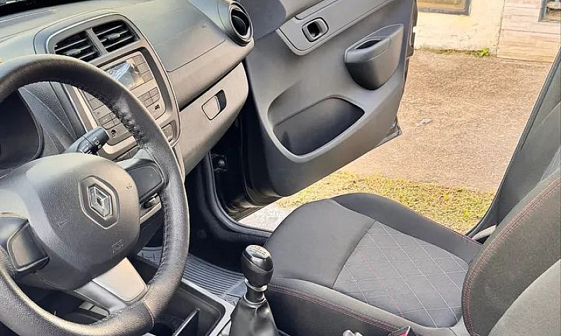 Renault Kwid Zen 1.0...