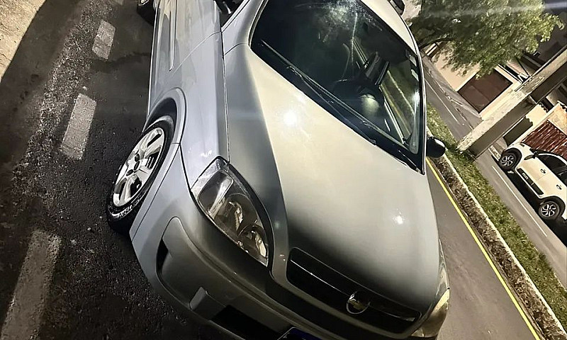 Chevrolet Corsa Hat....