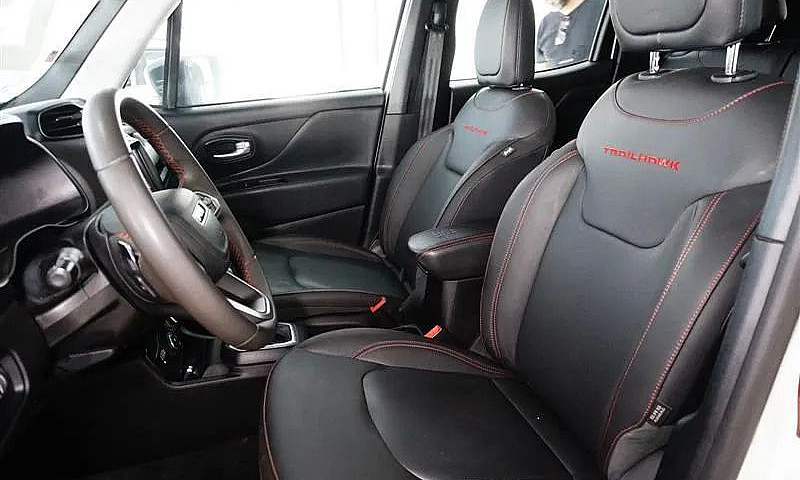 Jeep Renegade Trailh...