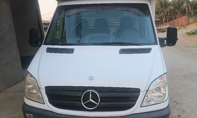 Mercedes-Benz Sprint...