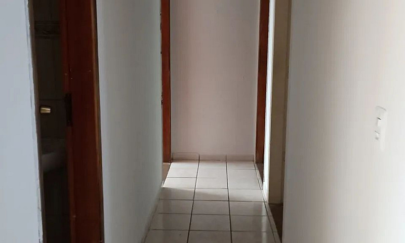 Aluga-Se Apartamento...