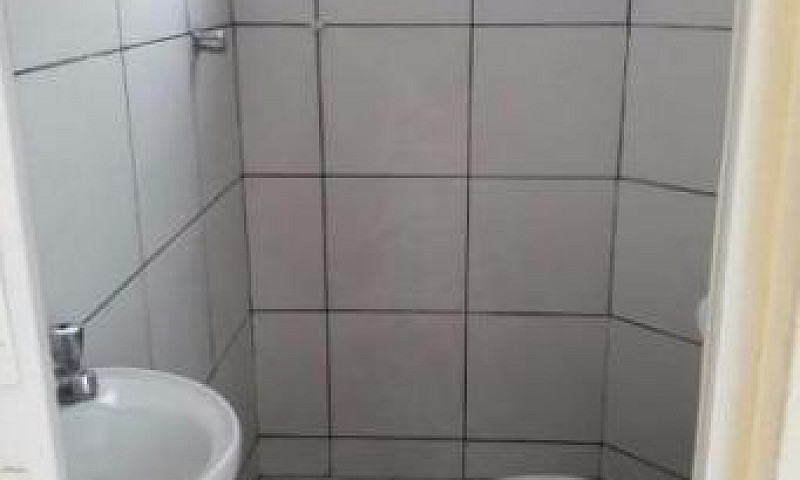 Alugamos Casa De R$ ...