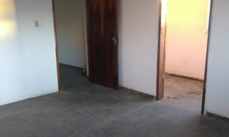 Alugo Casa Conj. Dor...