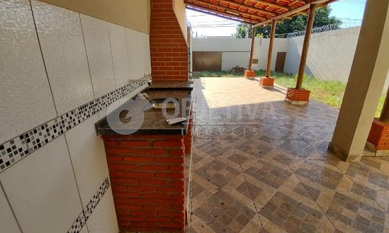 Casa Para Alugar Com...