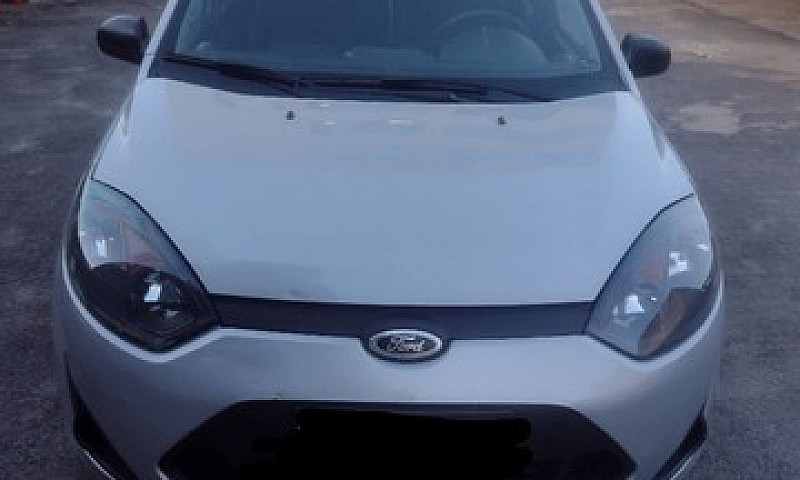 Ford Fiesta 12/12...