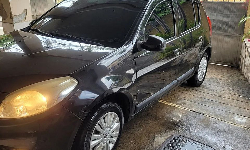 Renault Sandero Priv...