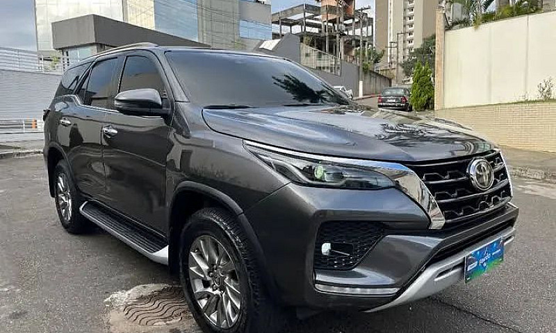 Toyota Hilux Sw4 Srx...