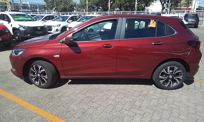 Chevrolet Onix Hatch...
