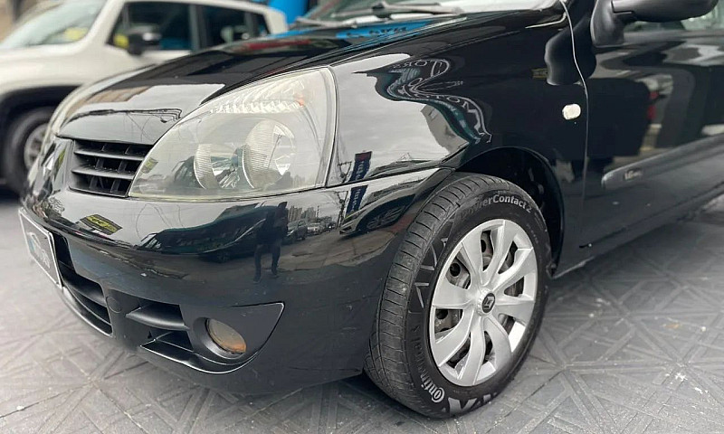 Renault Clio Hi-Flex...