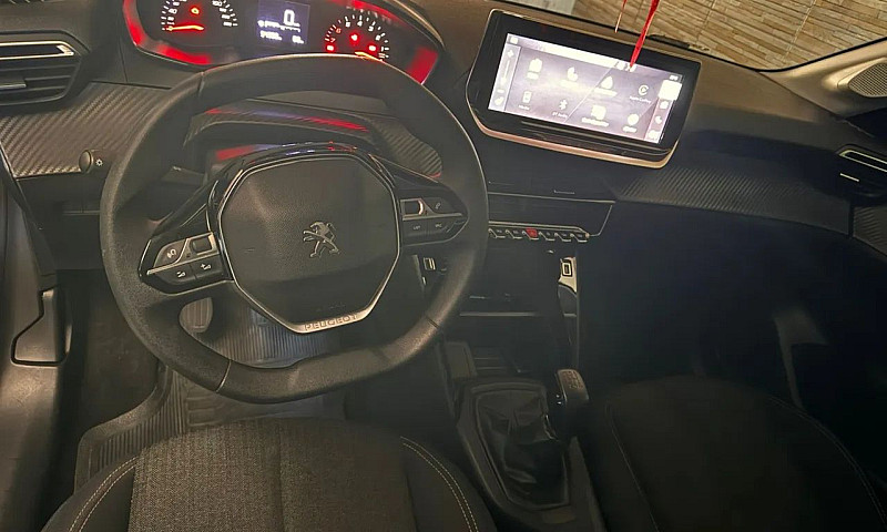 Peugeot 208 Like 1.0...