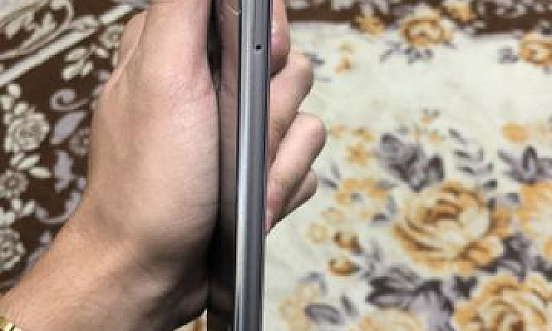 Zenfone 5 Selfie Pro...