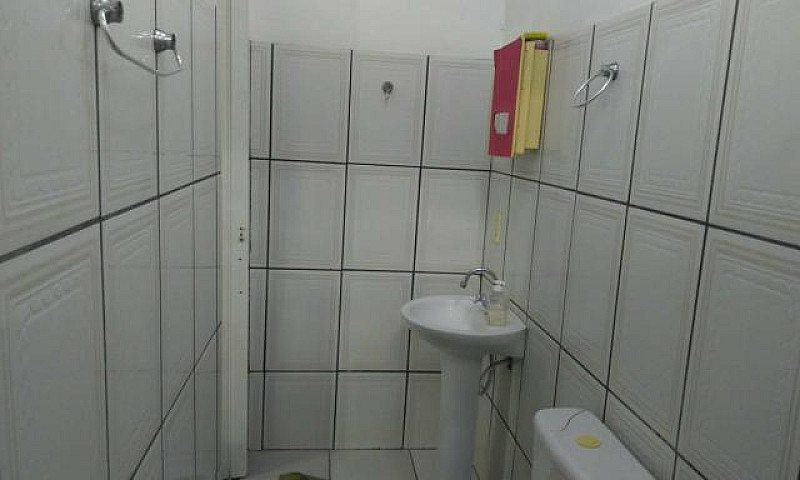Alugo Casa No Aleixo...