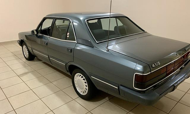 1989 Chevrolet Opala...