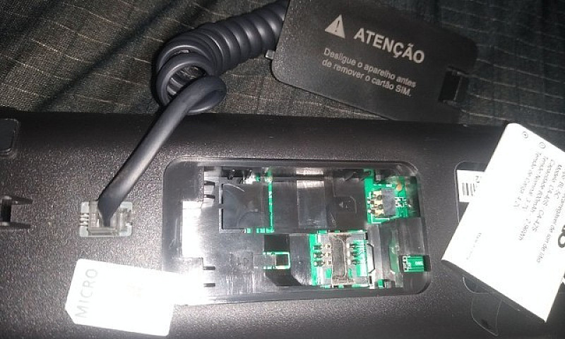 Telefone (Celular) A...