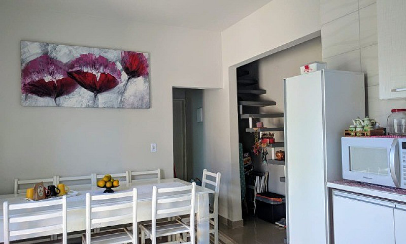 Casa Com 02 Dorm E T...