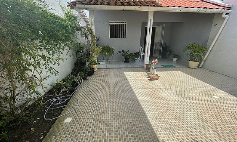 Casa Com 2 Quartos, ...